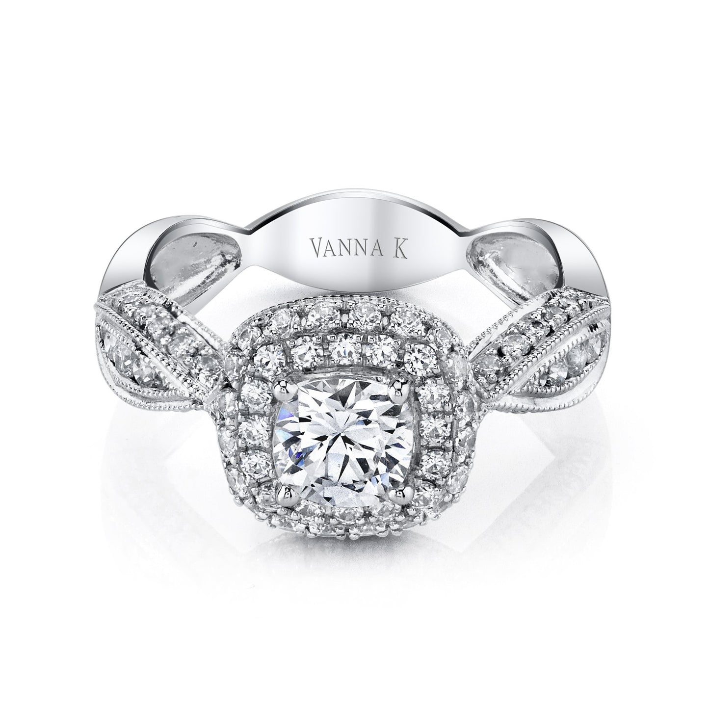 18K WHITE GOLD HALO DIAMOND ENGAGEMENT RING