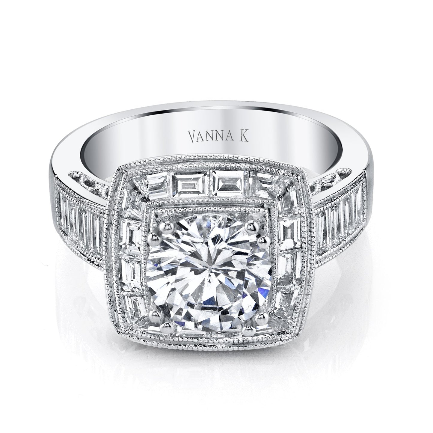 18K WHITE GOLD HALO DIAMOND ENGAGEMENT RING