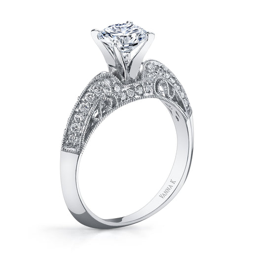 18K WHITE GOLD DIAMOND ENGAGEMENT RING