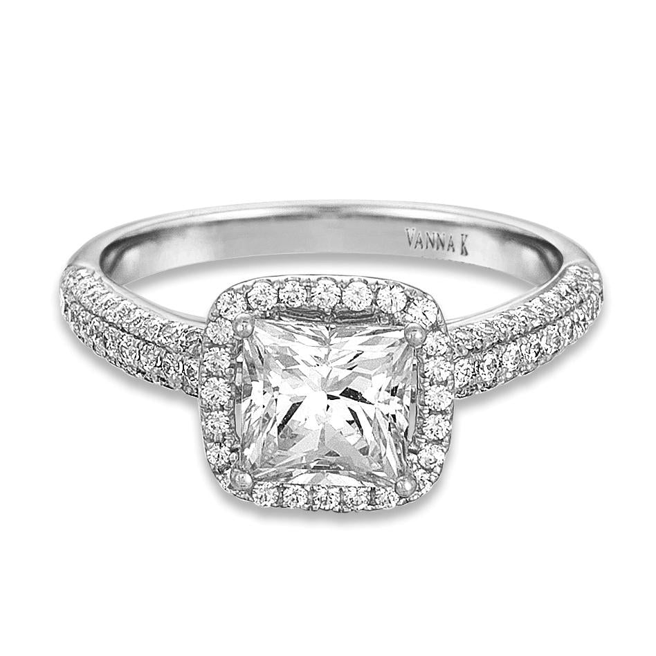 18K WHITE GOLD HALO DIAMOND ENGAGEMENT RING