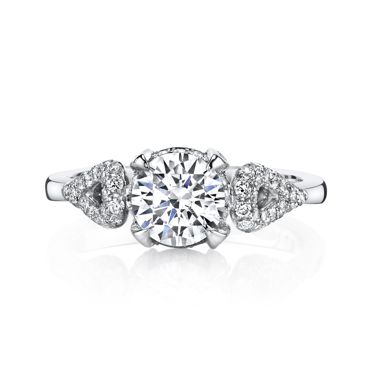 18K WHITE GOLD HALO DIAMOND ENGAGEMENT RING