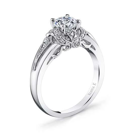 18K WHITE GOLD DIAMOND ENGAGEMENT RING