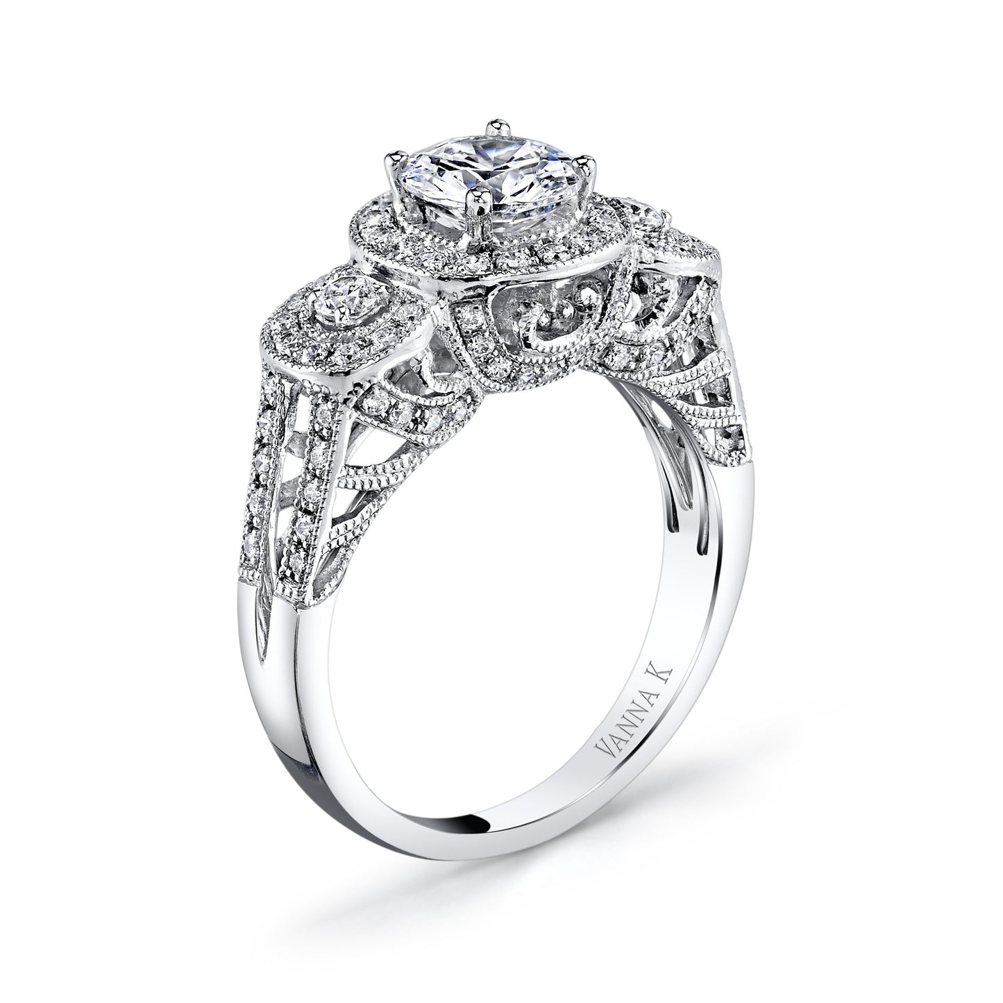 18K WHITE GOLD HALO DIAMOND ENGAGEMENT RING