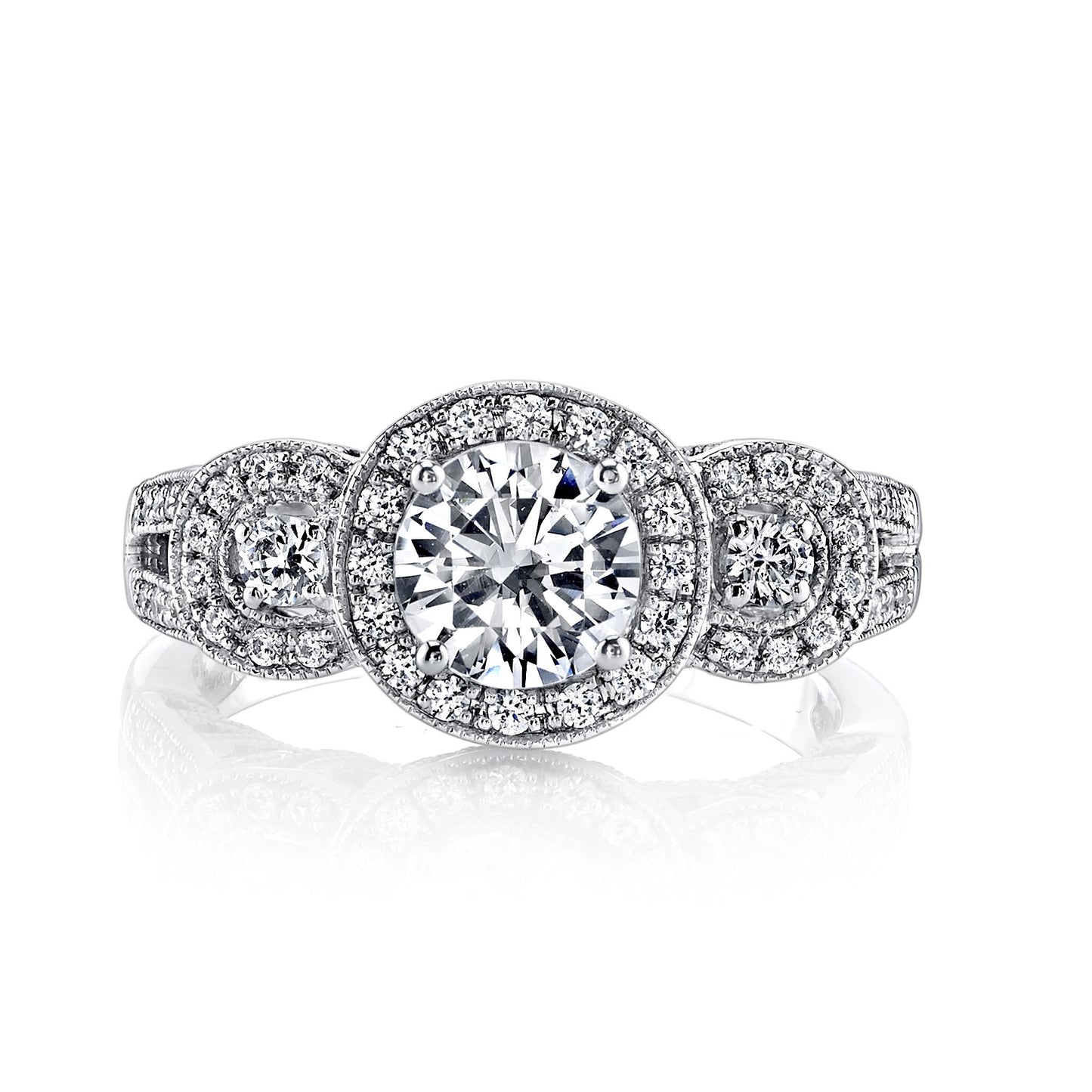 18K WHITE GOLD HALO DIAMOND ENGAGEMENT RING