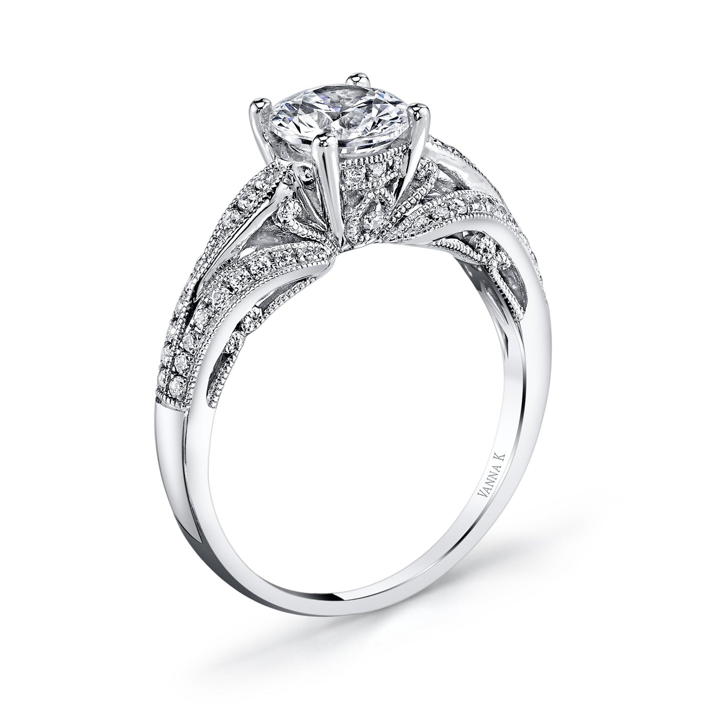 18K WHITE GOLD HALO DIAMOND ENGAGEMENT RING