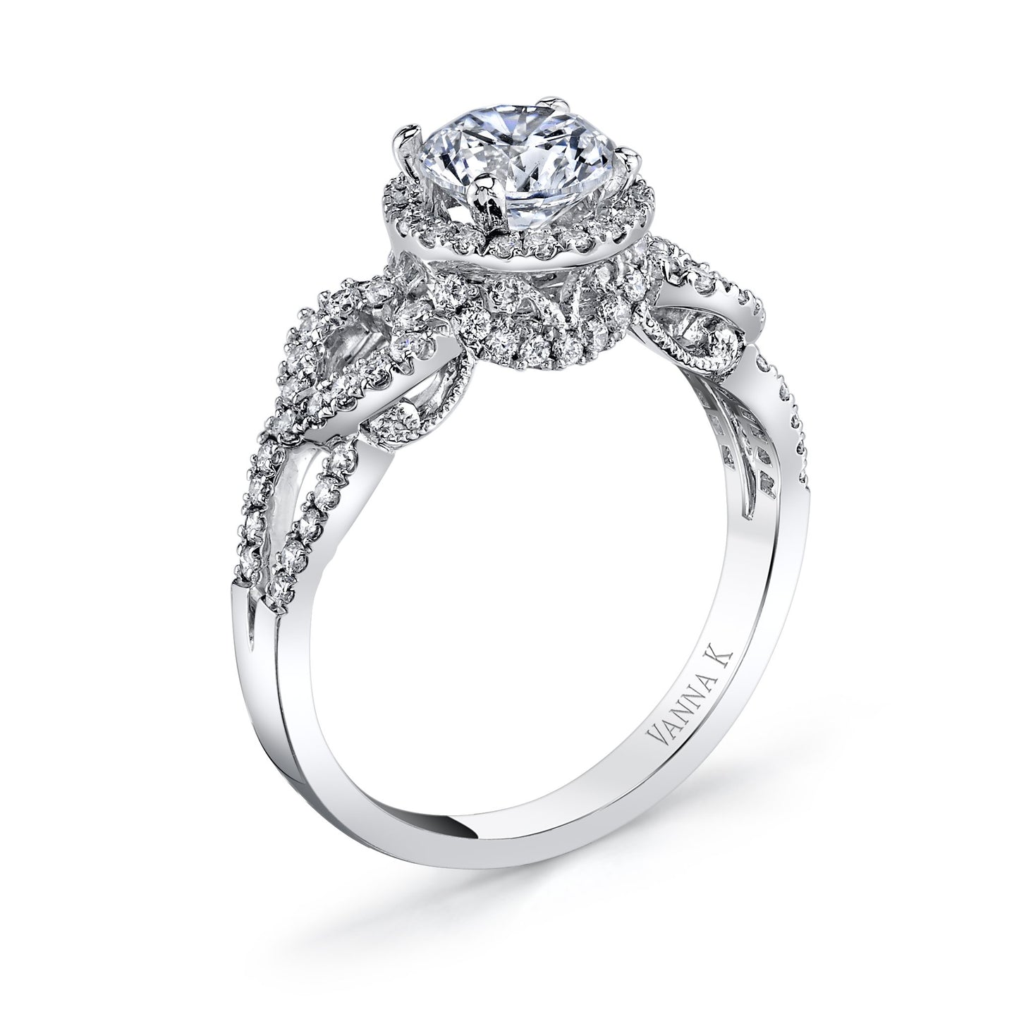 18K WHITE GOLD HALO DIAMOND ENGAGEMENT RING