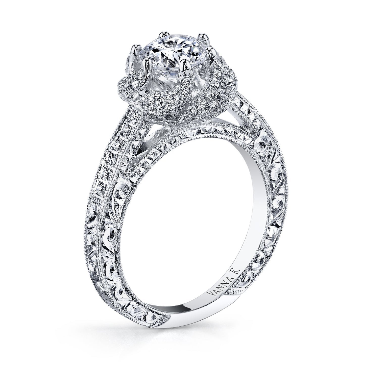 18K WHITE GOLD HALO DIAMOND ENGAGEMENT RING