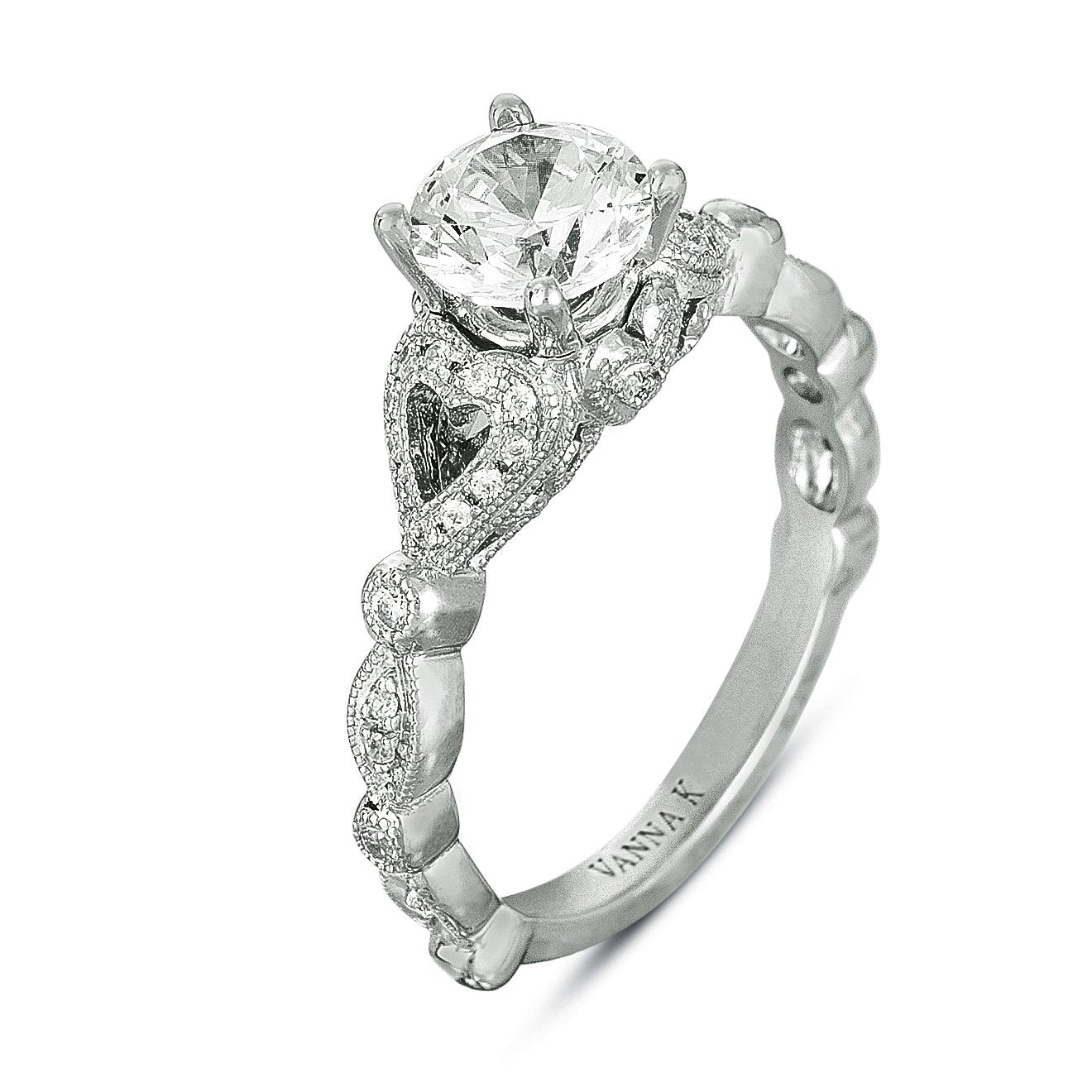 18K WHITE GOLD DIAMOND ENGAGEMENT RING