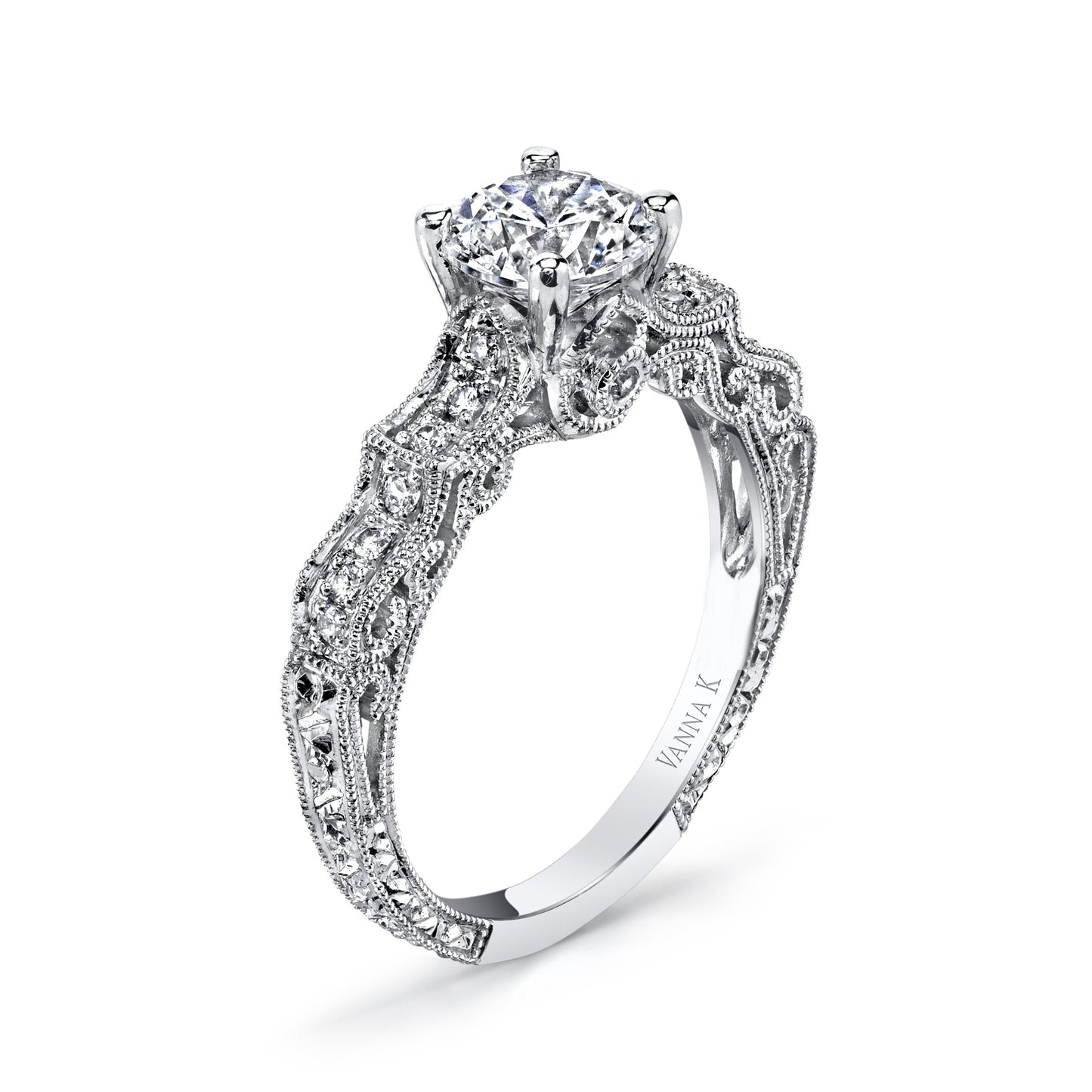 18K WHITE GOLD DIAMOND ENGAGEMENT RING