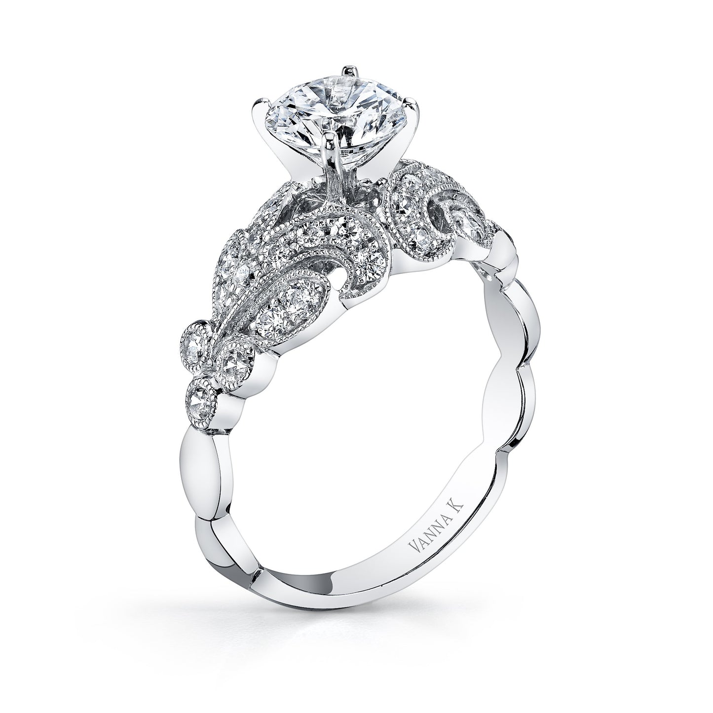 18K WHITE GOLD DIAMOND ENGAGEMENT RING