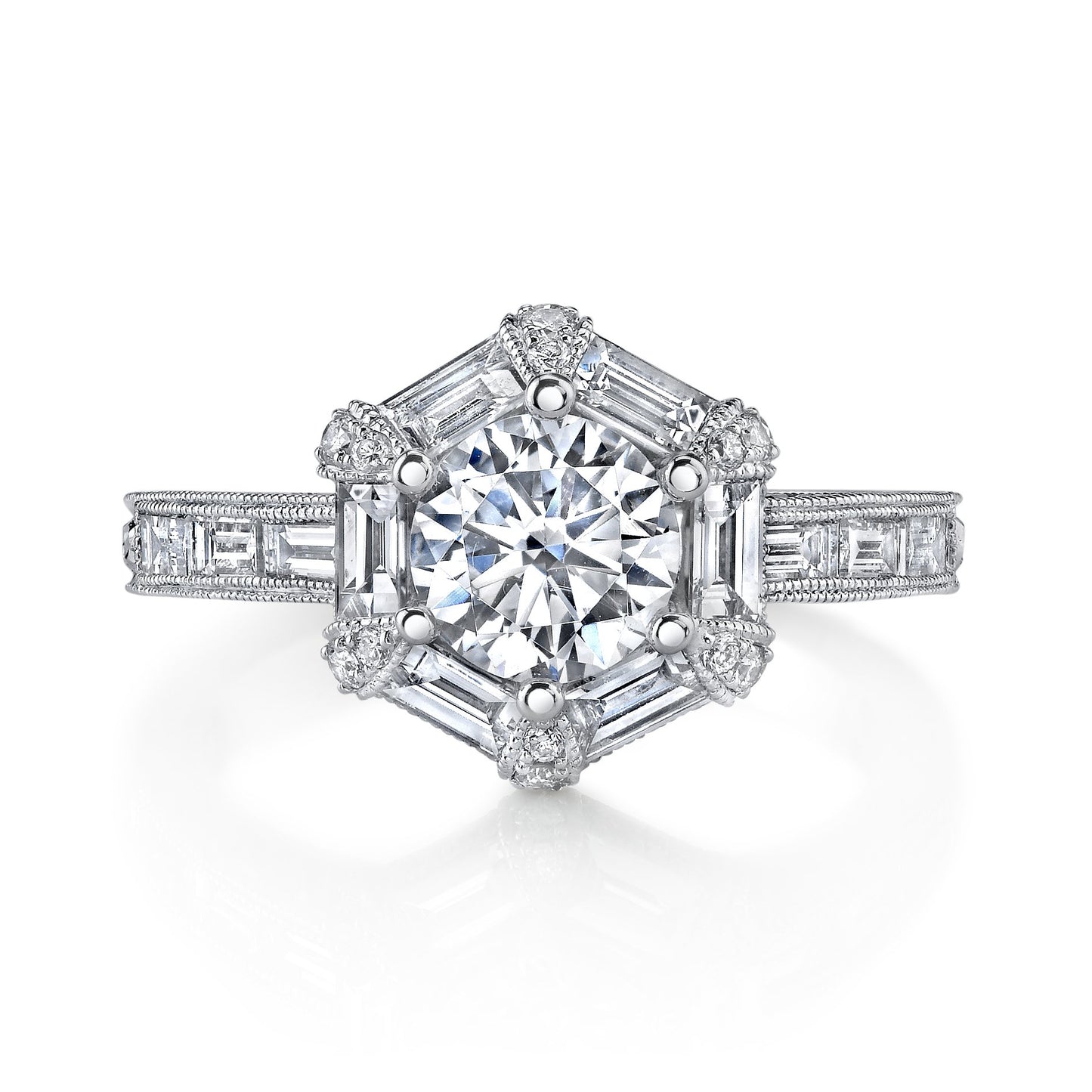 18K WHITE GOLD HALO DIAMOND ENGAGEMENT RING