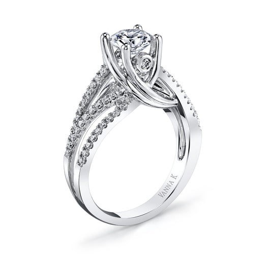 18K WHITE GOLD DIAMOND ENGAGEMENT RING