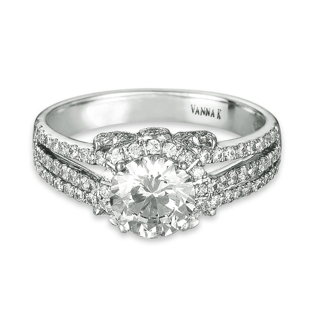 18K WHITE GOLD DIAMOND ENGAGEMENT RING