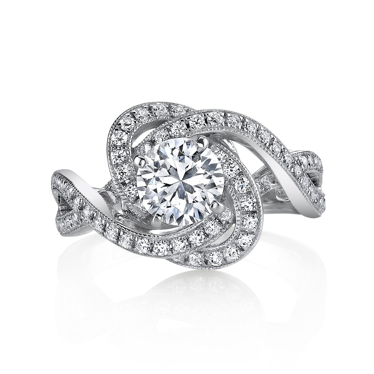 18K WHITE GOLD DIAMOND ENGAGEMENT RING