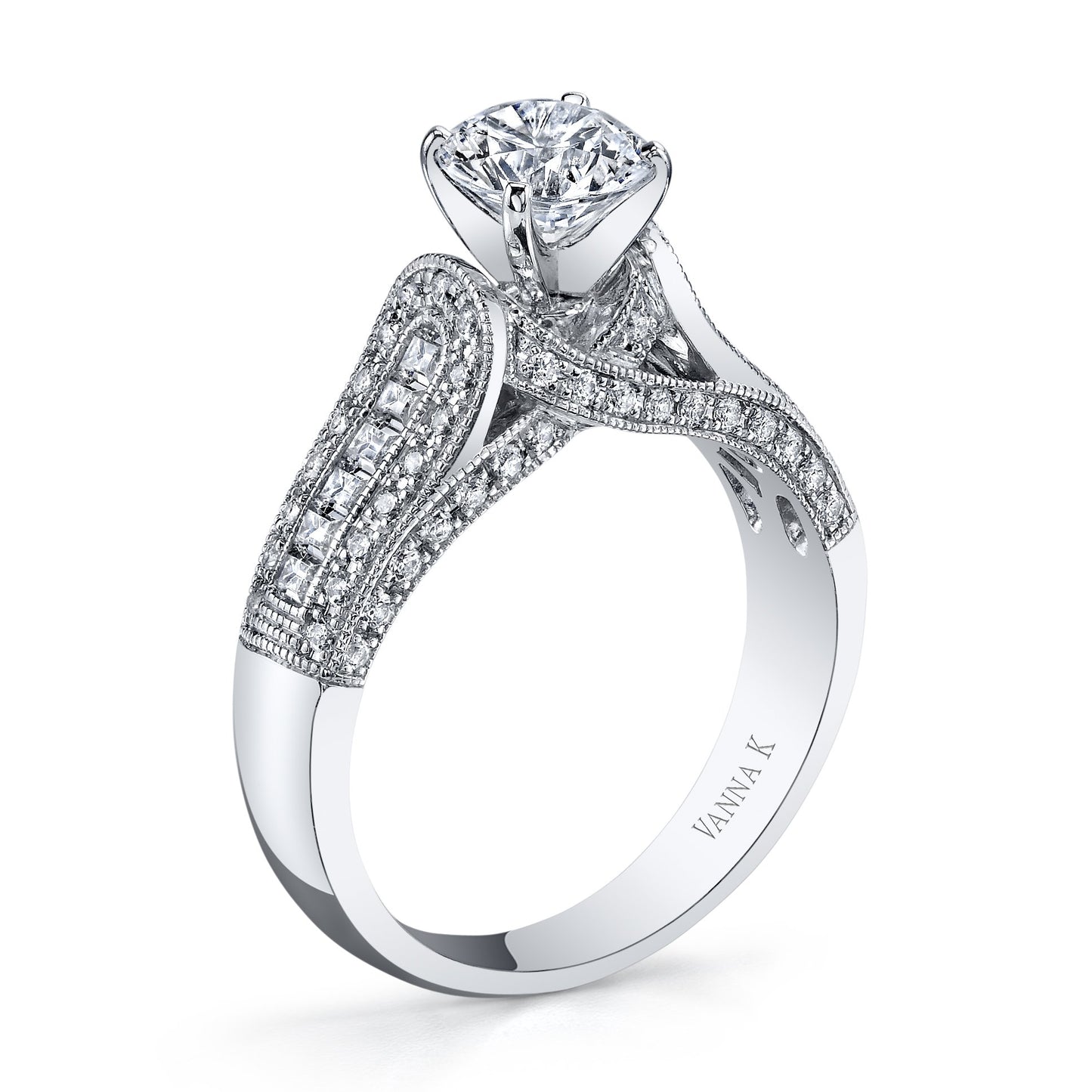 18K WHITE GOLD DIAMOND ENGAGEMENT RING