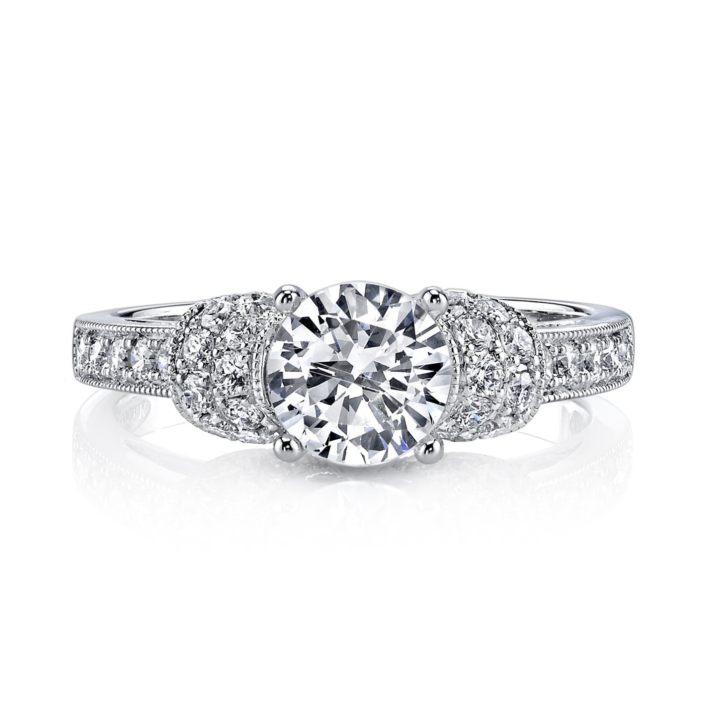 18K WHITE GOLD DIAMOND ENGAGEMENT RING