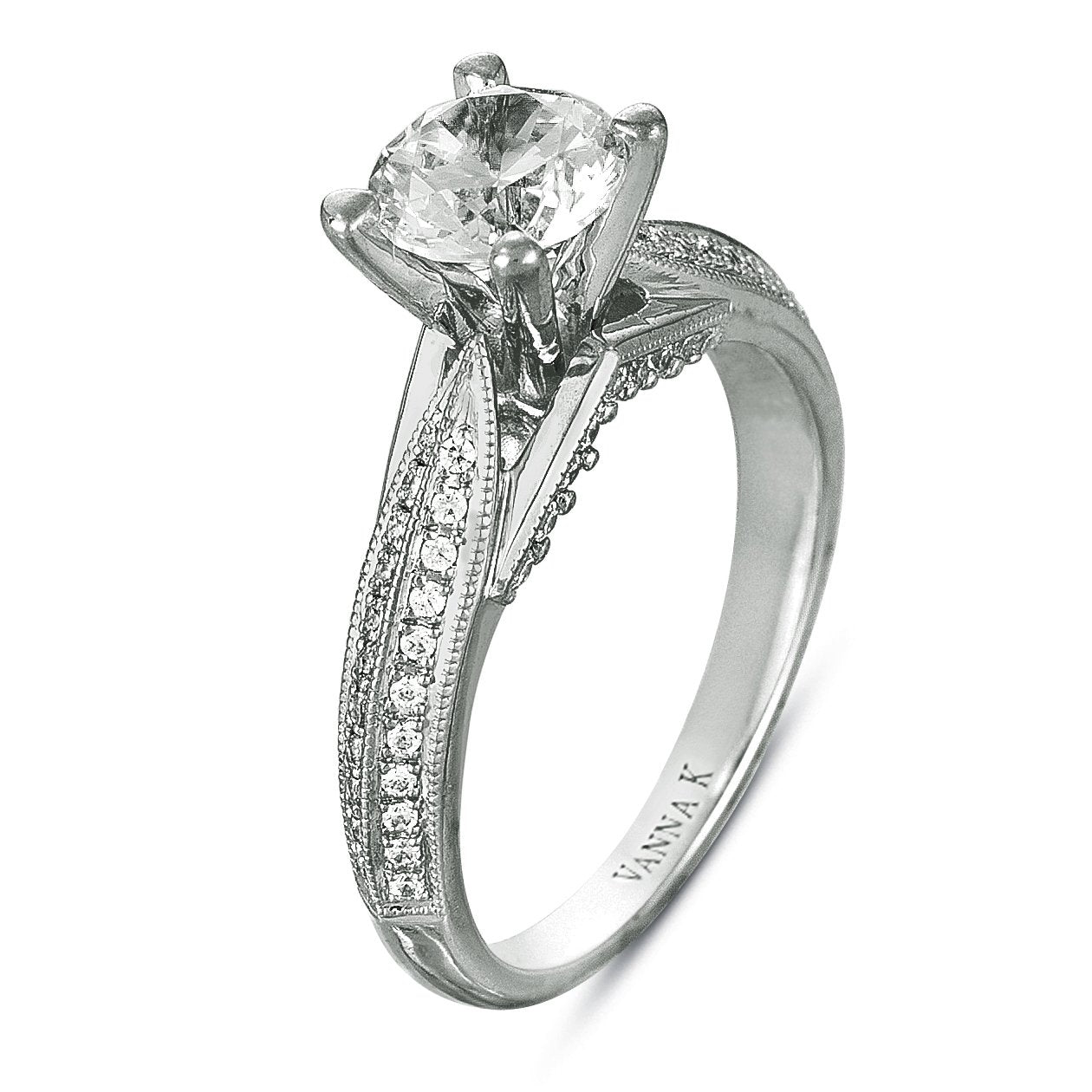 18K WHITE GOLD DIAMOND ENGAGEMENT RING