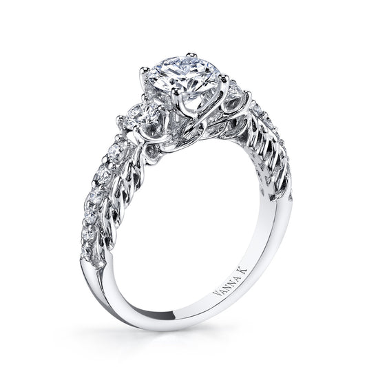 18K WHITE GOLD DIAMOND ENGAGEMENT RING