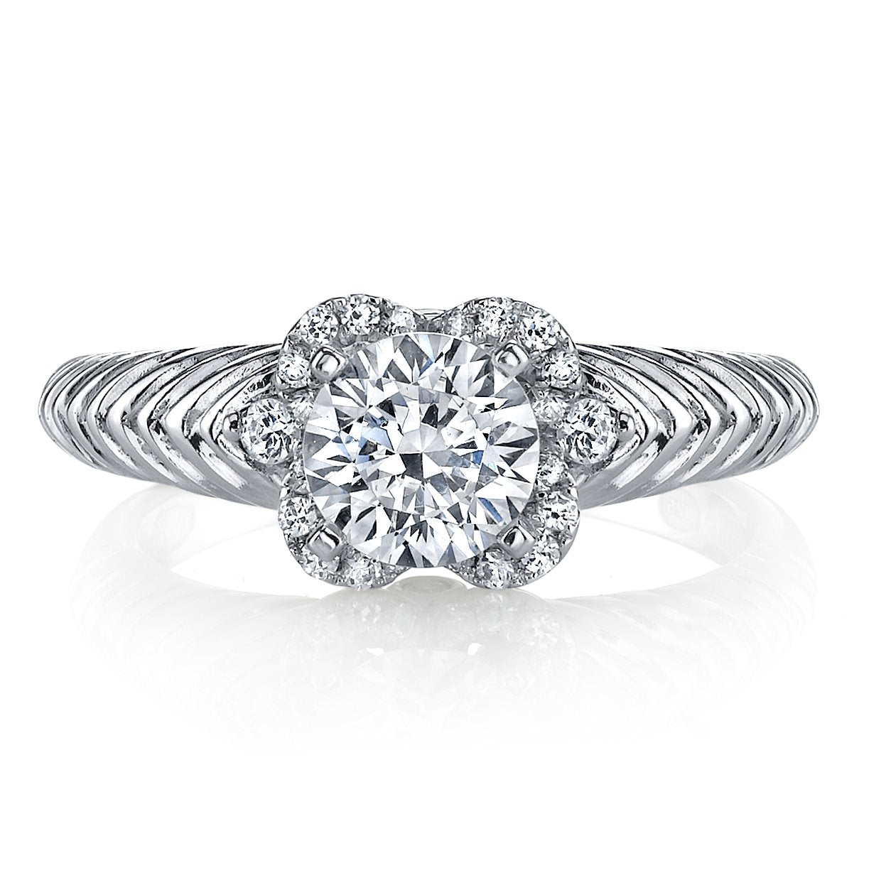 18K WHITE GOLD HALO DIAMOND ENGAGEMENT RING