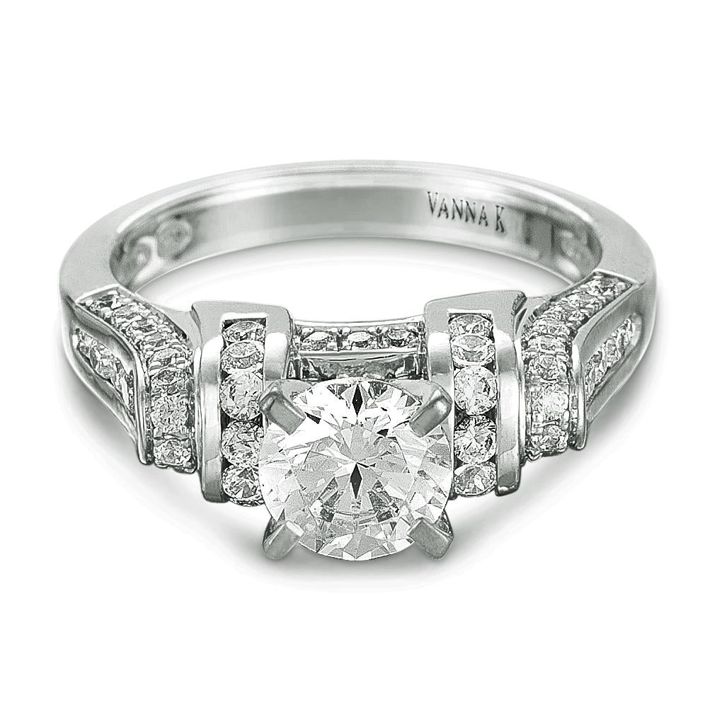 18K WHITE GOLD DIAMOND ENGAGEMENT RING