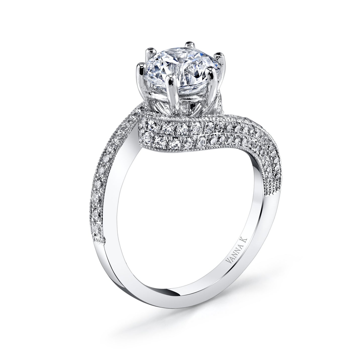 18K WHITE GOLD DIAMOND ENGAGEMENT RING