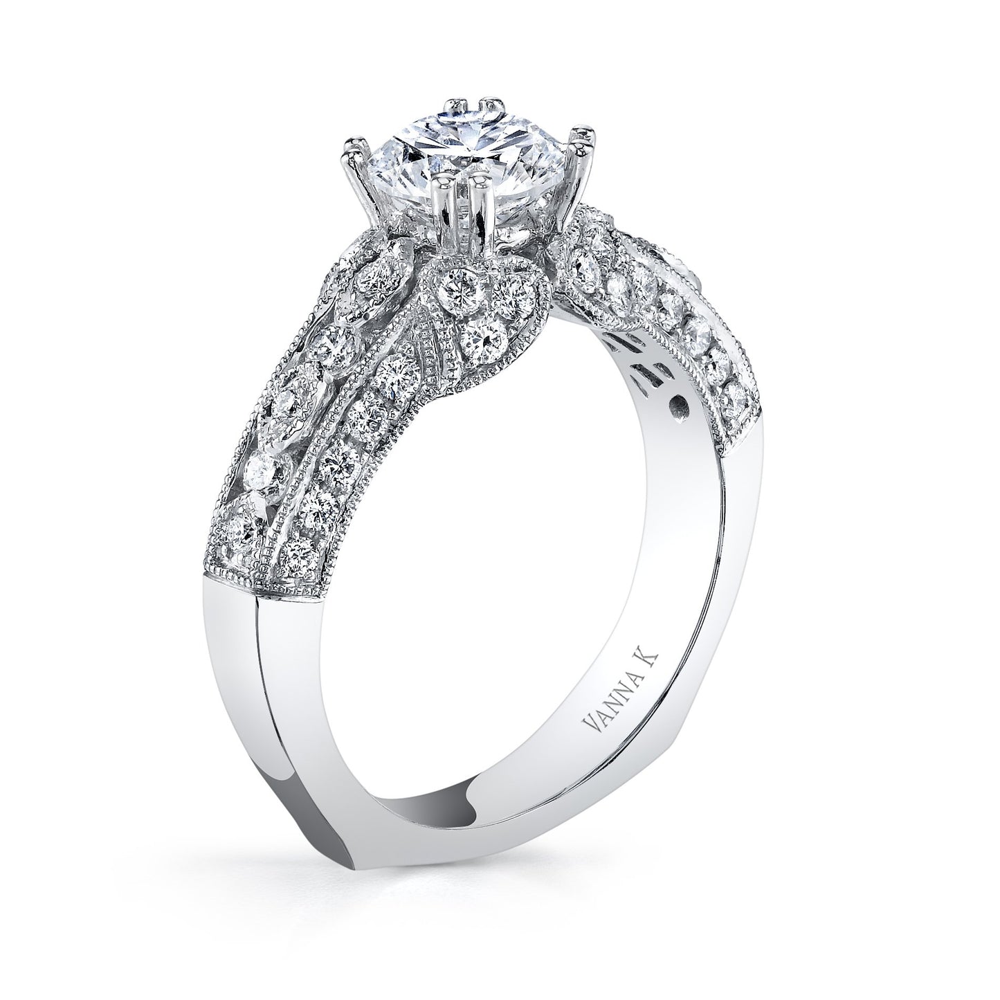 18K WHITE GOLD DIAMOND ENGAGEMENT RING