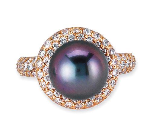 18K ROSE GOLD RING WITH DIAMONDS AND CENTER BLACK PEARL