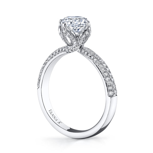 18K WHITE GOLD DIAMOND ENGAGEMENT RING