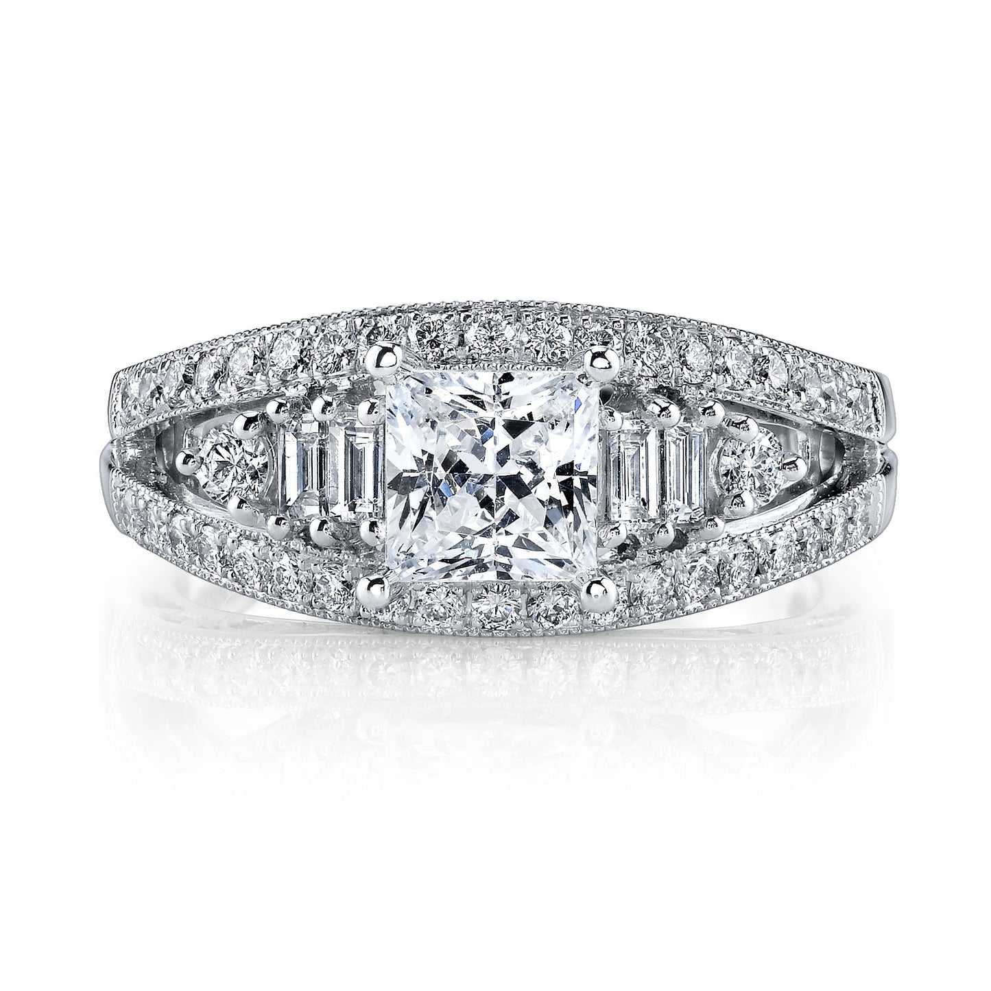 18K WHITE GOLD DIAMOND ENGAGEMENT RING