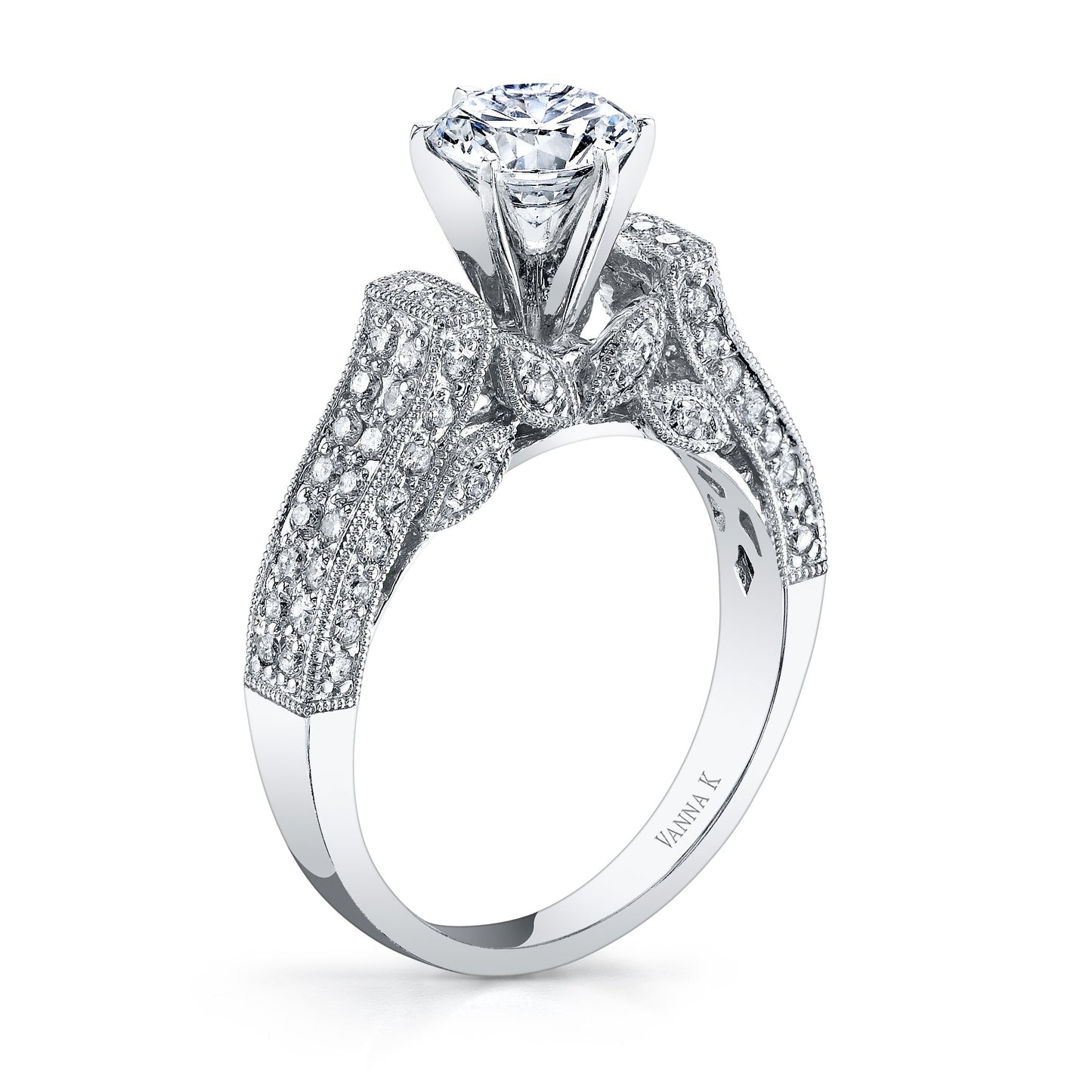 18K WHITE GOLD DIAMOND ENGAGEMENT RING