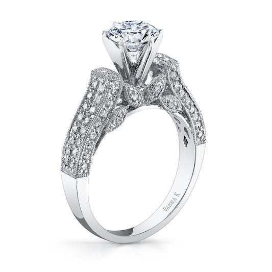 18K WHITE GOLD DIAMOND ENGAGEMENT RING