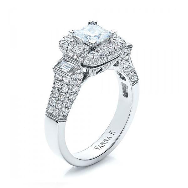 18K WHITE GOLD HALO DIAMOND ENGAGEMENT RING