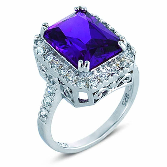 STERLING SILVER RING WITH PURPLE CORUNDUM